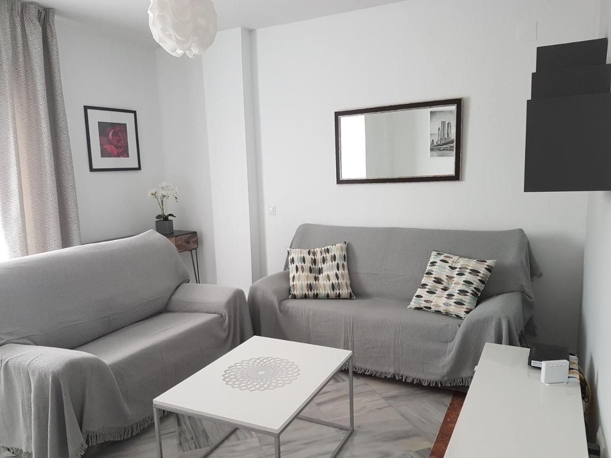 Apartamentos Seneca Junto Al Centro Malaga Exterior photo